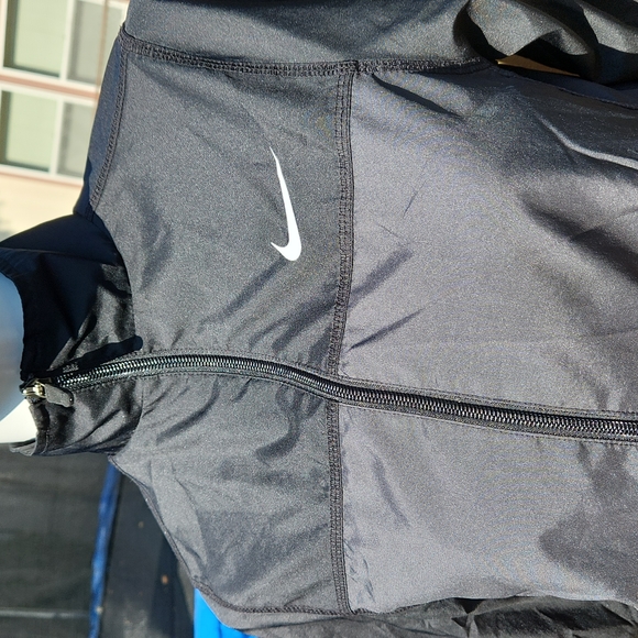 Nike unisex winter jacket Color Black size M - Picture 2 of 10